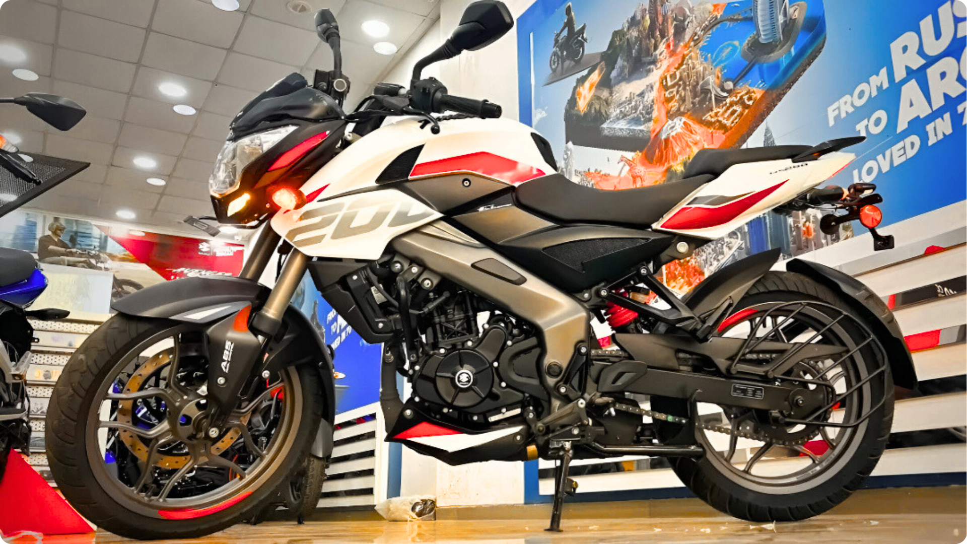 Bajaj Pulsar NS200 2025